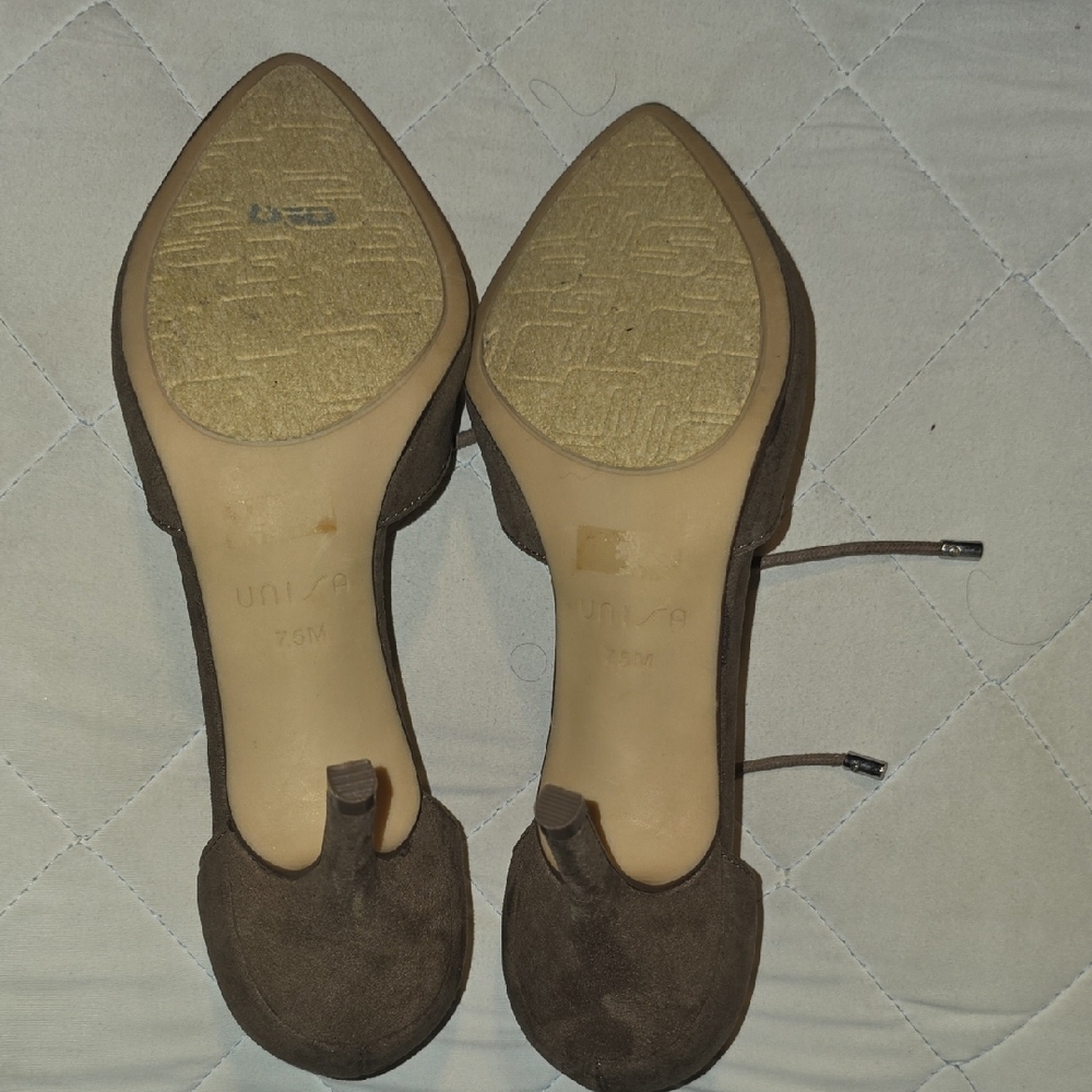 Elegant Brown Women's Shoes‎ - Picture 5 of 8